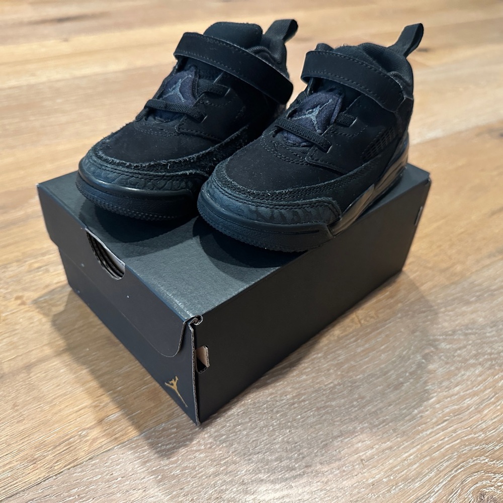 Jordan Spizike Low TD